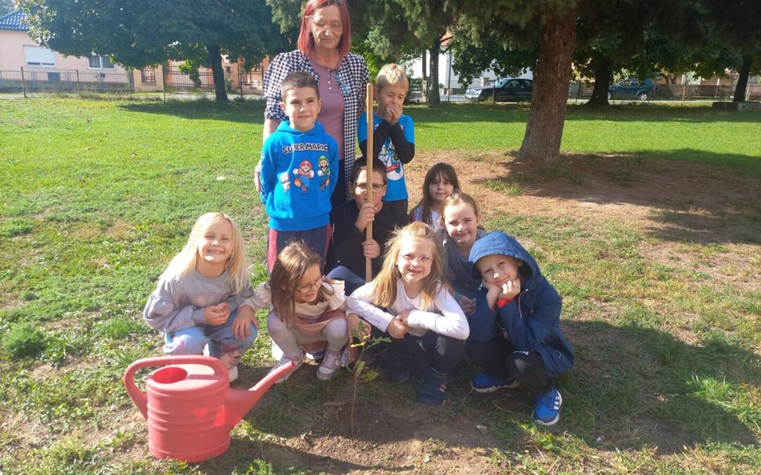 Prvašići posadili svoje generacijsko stablo